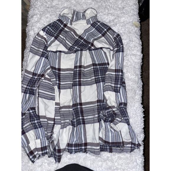 Bella Dahl girl sz. 14 plaid collar button down. Cute, soft - Picture 5 of 9